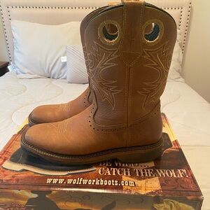 Mens 10 1/2 EE Work Boots